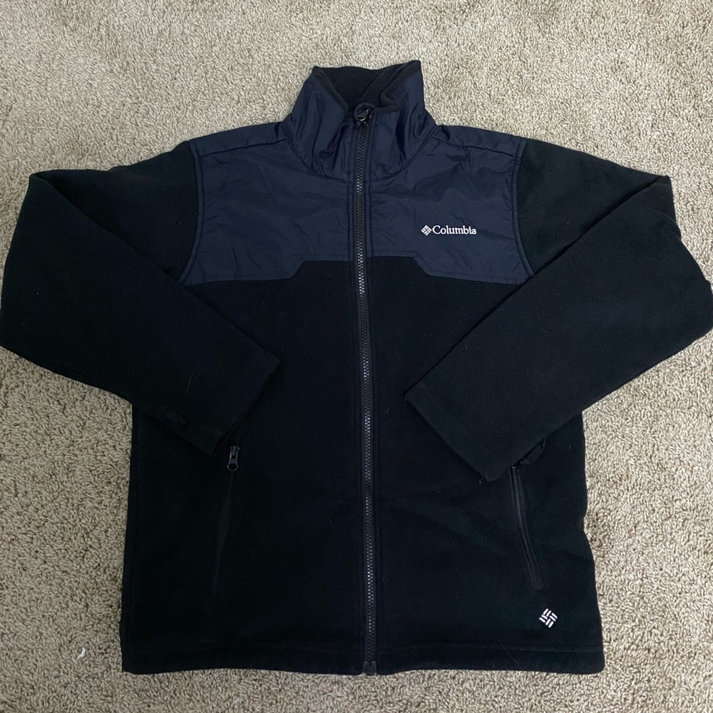Black Columbia fleece jacket kids